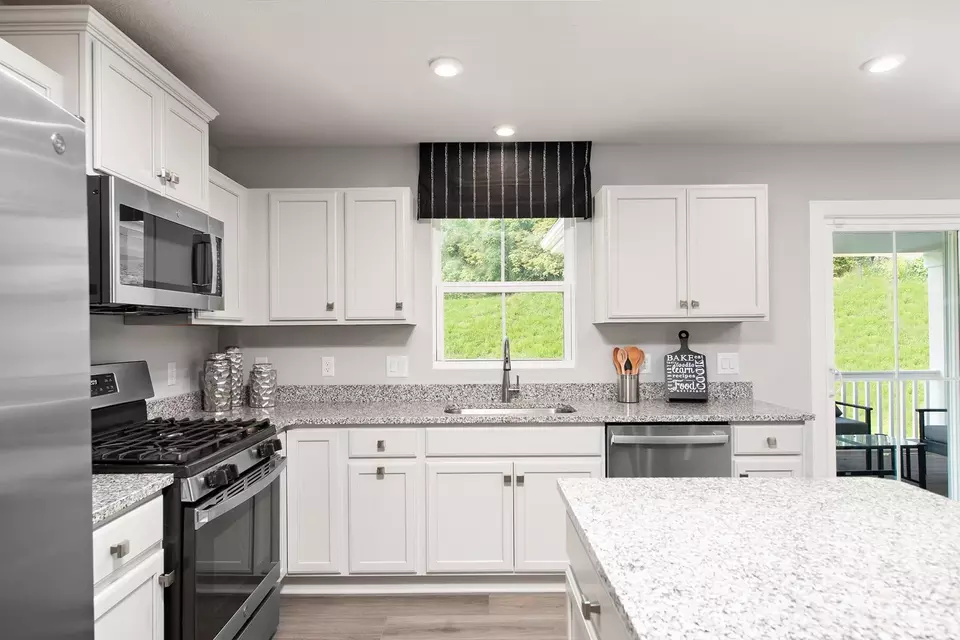  3760 Mayfield Rd, Harrisonburg, VA 22801 photo 2