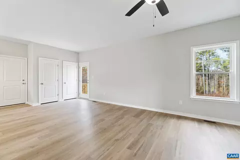 400 Hells Bend Rd, Palmyra, VA 22963 photo 21