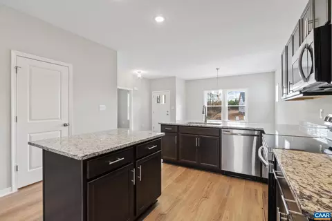 400 Hells Bend Rd, Palmyra, VA 22963 photo 14