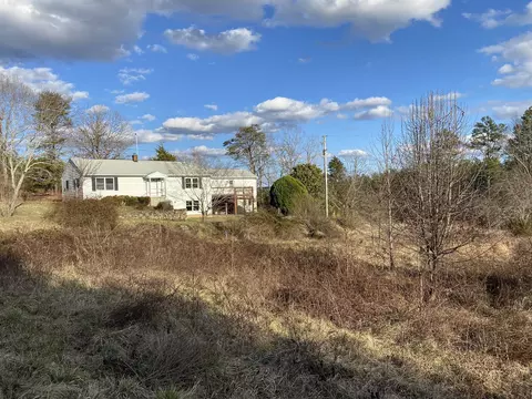 210 Williamstown Rd, Shipman, VA 22971