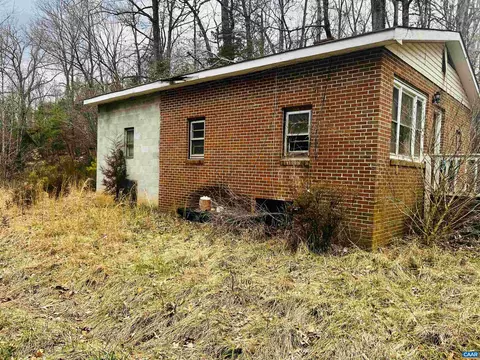 72 Laury Ln, Buckingham, VA 23921 photo 4