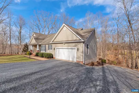 33 Mulligan Dr, Palmyra, VA 22963 photo 2