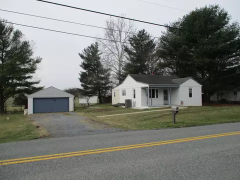 5751 Singers Glen Rd, Harrisonburg, VA 22802