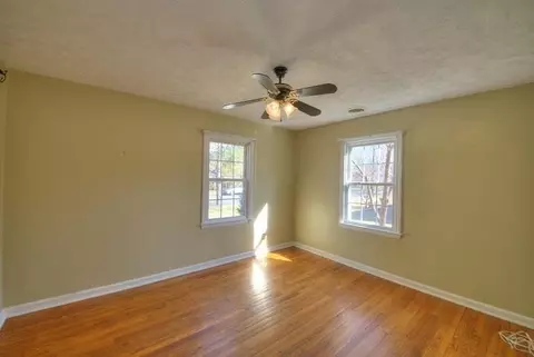 252 River Rd, Waynesboro, VA 22980 photo 9