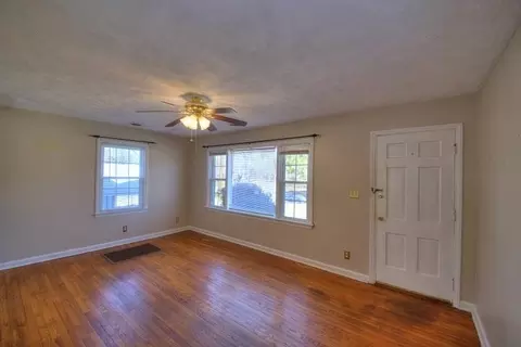 252 River Rd, Waynesboro, VA 22980 photo 4