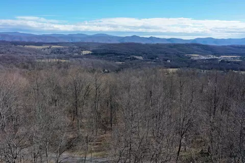 Ridgeline Way, Lexington, VA 24450