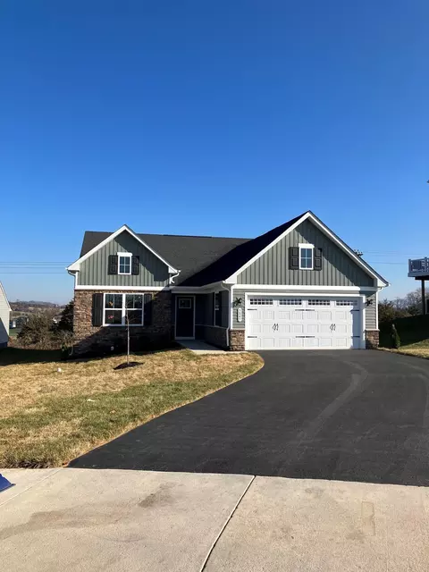 3845 Mayfield Rd, Harrisonburg, VA 22801