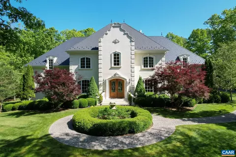1115 Club Dr, Keswick, VA 22947