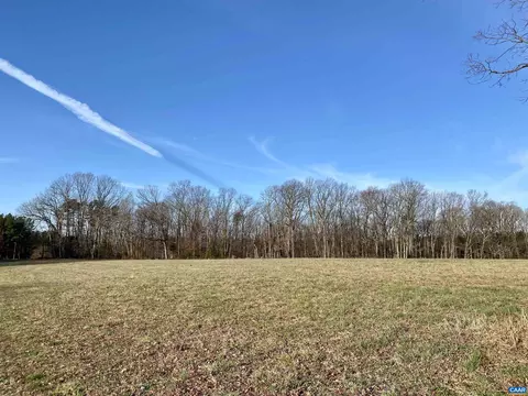 1800 Georges Mill Rd, Palmyra, VA 22963