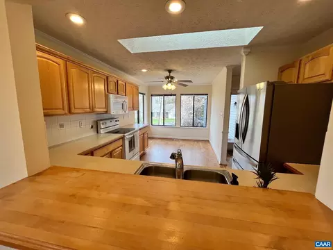 2 Bunker Blvd, Palmyra, VA 22963 photo 3