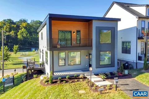 1044 Stonehenge Ave Ext, Charlottesville, VA 22902