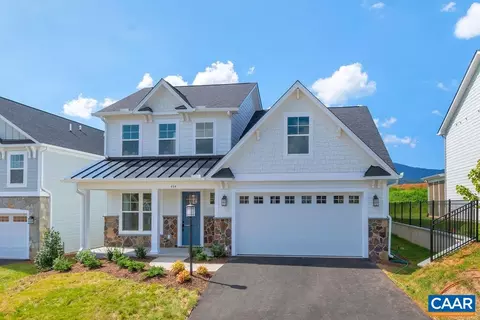 1204 Sablewood Dr, Charlottesville, VA 22911