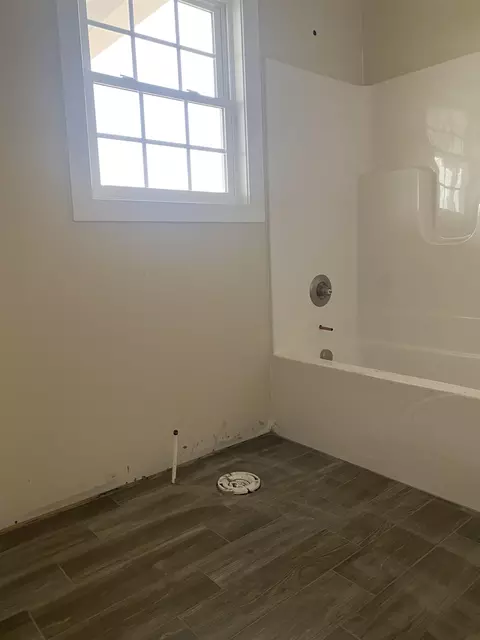 191 Stone Dr, Stuarts Draft, VA 24477 photo 8