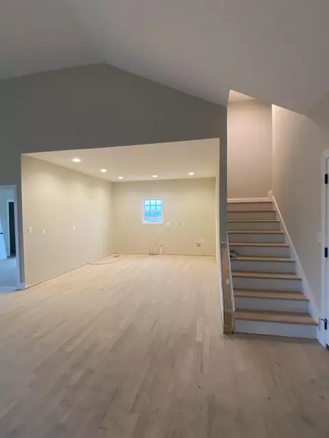 191 Stone Dr, Stuarts Draft, VA 24477 photo 5