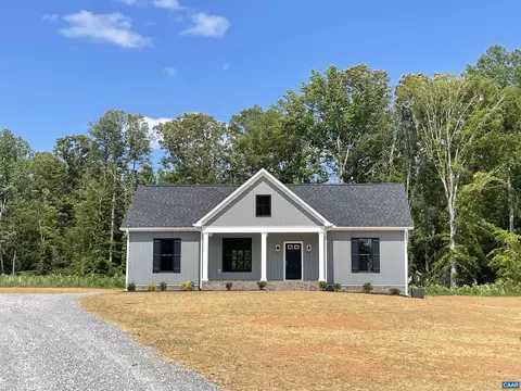 806 Apple Grove Rd, Mineral, VA 23117