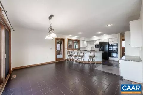 221 Arrowroot Dr, Lyndhurst, VA 22952 photo 17