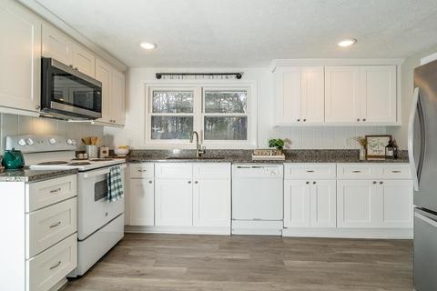 5002 E Point Rd, Elkton, VA 22827 photo 3
