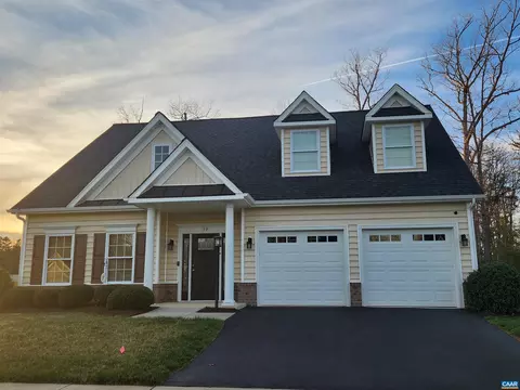 19 Mulberry Dr, Palmyra, VA 22963