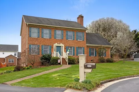 102 Milestone Ct, Bridgewater, VA 22812