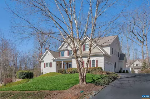 11 Fleetwood Dr, Palmyra, VA 22963