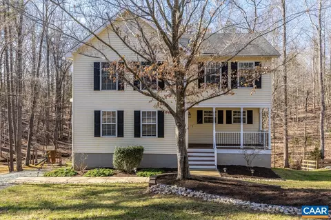 35 Zephyr Rd, Palmyra, VA 22963