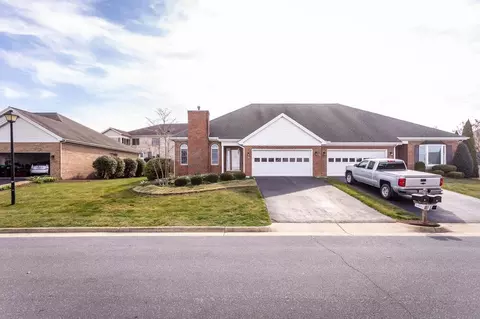 8 Joseph Ct, Bridgewater, VA 22812