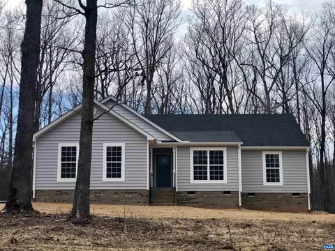 1030 Pine Crest Dr, Troy, VA 22974
