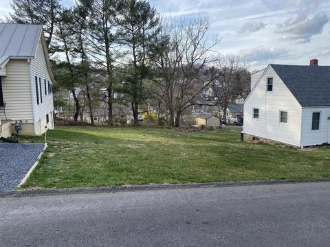 638 C St #LOT 9 OR A PORTION OF TBD, Staunton, VA 24401
