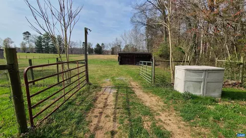 240 Lee Wayside Rd, Buckingham, VA 23921 photo 4
