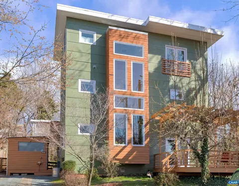 817 King St, Charlottesville, VA 22903