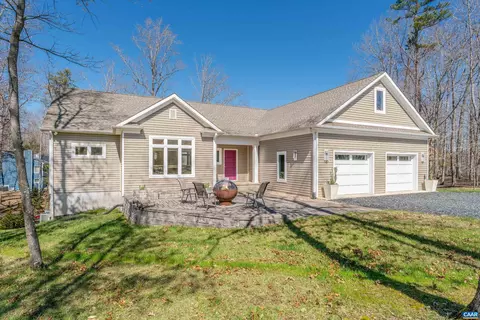 20 Piedmont Ln, Palmyra, VA 22963