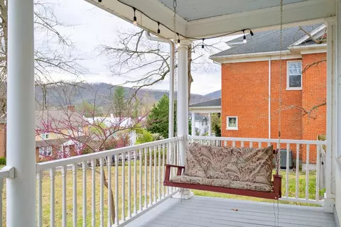 541 Walnut Ave, Waynesboro, VA 22980 photo 47