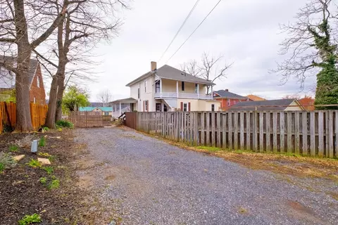 541 Walnut Ave, Waynesboro, VA 22980 photo 44