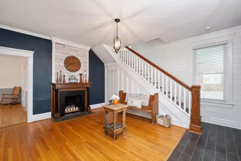 541 Walnut Ave, Waynesboro, VA 22980 photo 2