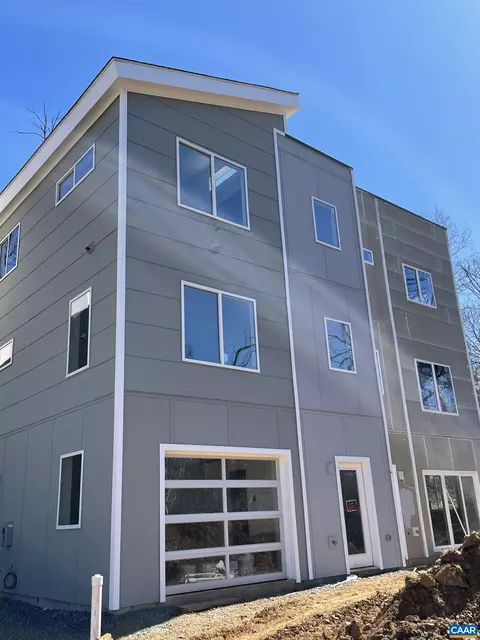 1636 Rialto St, Charlottesville, VA 22902