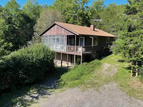 554 Dabneys Rd, Raphine, VA 24472 photo 1
