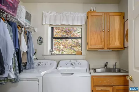 1334 Pendleton Ct, Charlottesville, VA 22901 photo 33