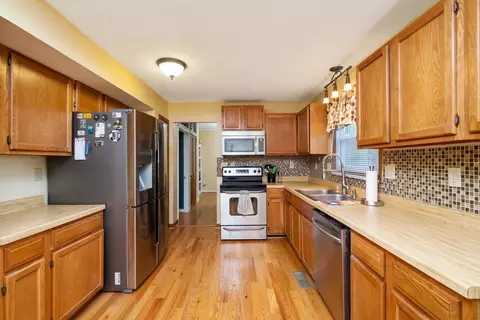 265 Falling Rock Dr, Stuarts Draft, VA 24477 photo 9