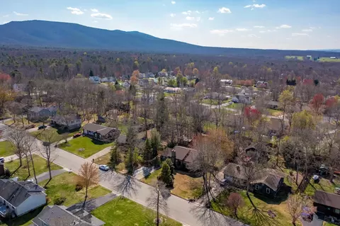 265 Falling Rock Dr, Stuarts Draft, VA 24477 photo 39