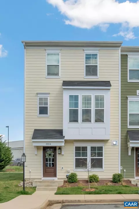 3554 Grand Forks Blvd, Charlottesville, VA 22911