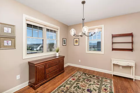 107 Stone Dr, Stuarts Draft, VA 24477 photo 17
