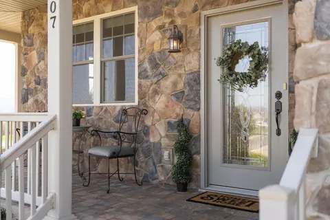 107 Stone Dr, Stuarts Draft, VA 24477 photo 9