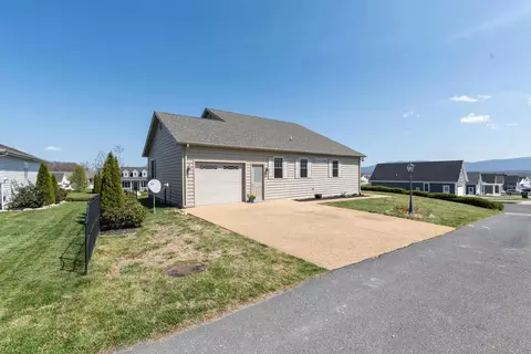 107 Stone Dr, Stuarts Draft, VA 24477 photo 60