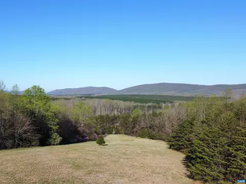 5203 James River Rd # -B, Wingina, VA 24599