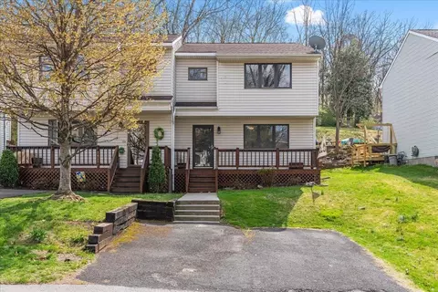 1420 5th St, Waynesboro, VA 22980