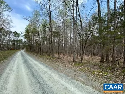 41 Shady Ln, Gordonsville, VA 22942