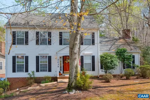 2035 Whispering Woods Dr, Charlottesville, VA 22911