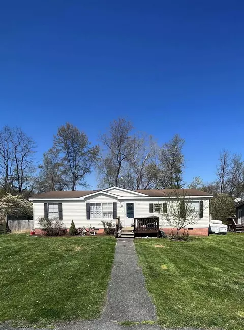 129 Patriot Dr, Waynesboro, VA 22980