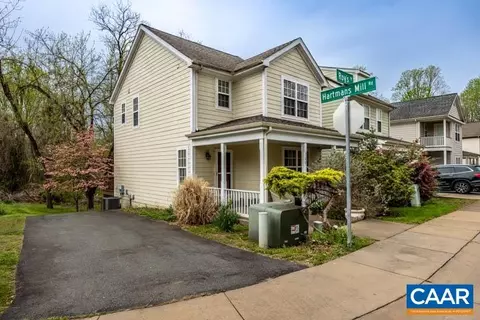 100 Roys Pl, Charlottesville, VA 22902
