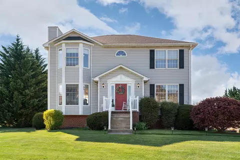 321 Westminister Dr, Fishersville, VA 22939